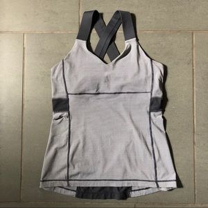 2 Lululemon - Tanks